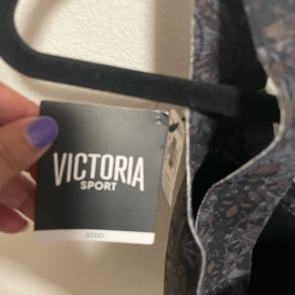 NWT Victoria Secret Sport Bra Medium Pattern Paisley Floral 32DD - Picture 4 of 10